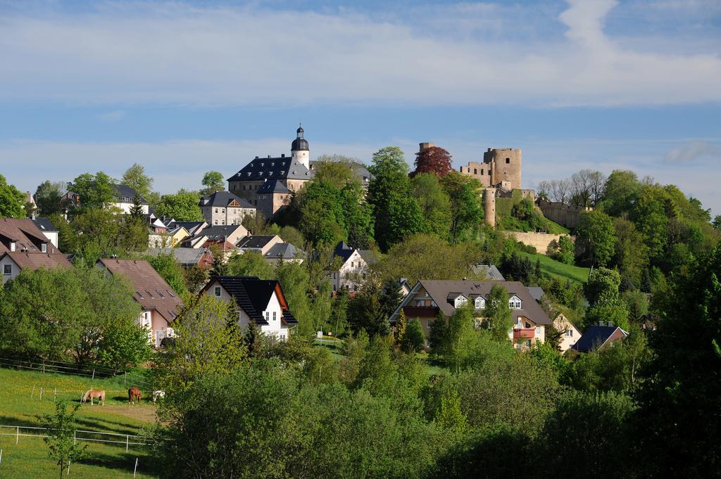 Am Rennberg 3*